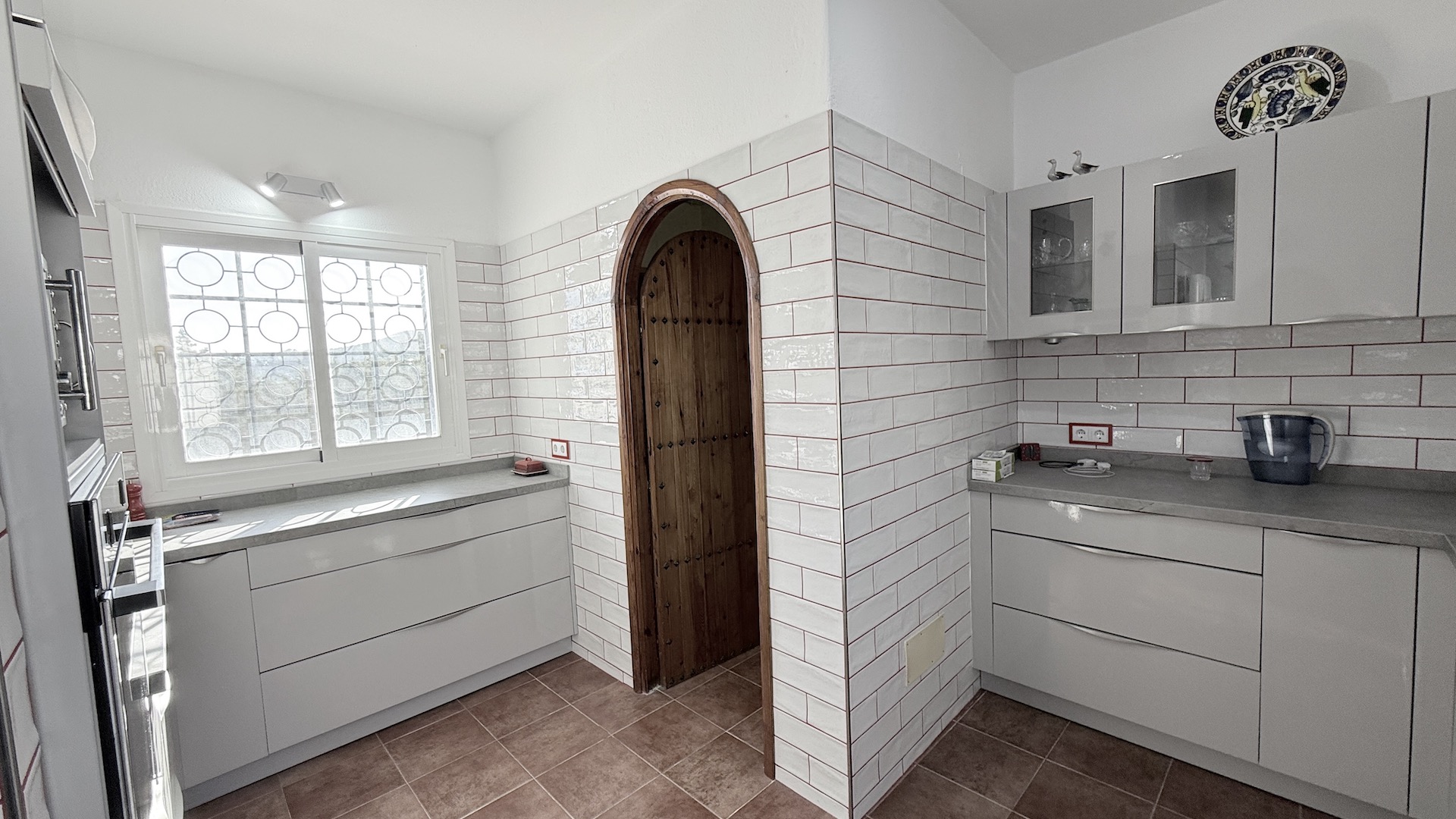 Resa estates ibiza for sale te koop villa huis zwembad san jose side kitchen.jpeg